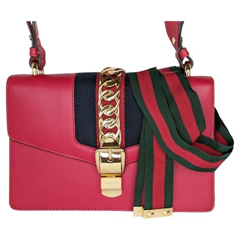 how to wear gucci red sylvie small|Gucci Calfskin Super Mini Sylvie Chain Shoulder Bag Hibiscus Red.